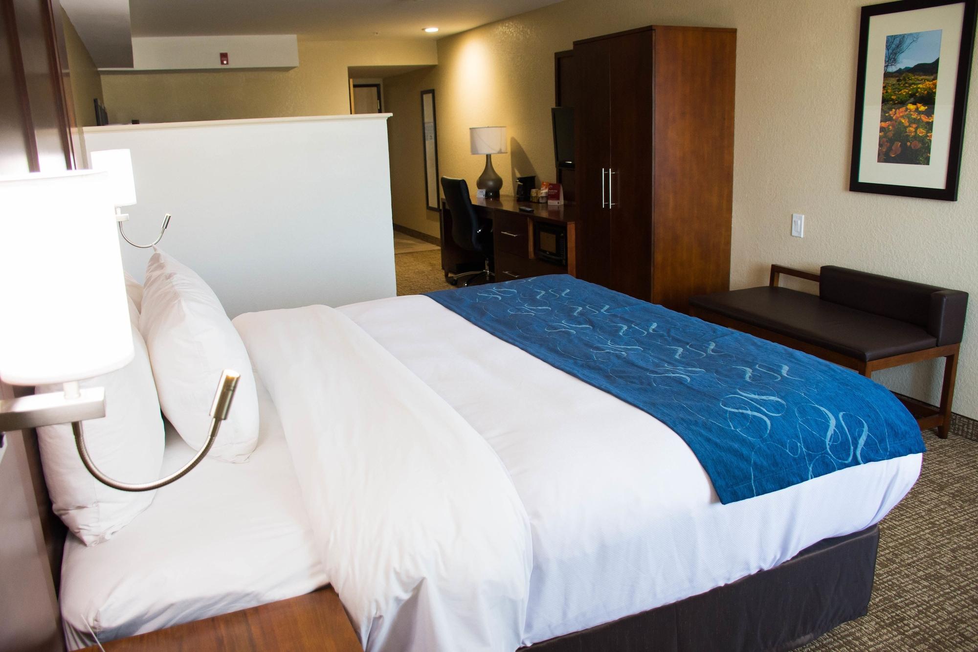 Comfort Suites El Paso Airport Exterior foto